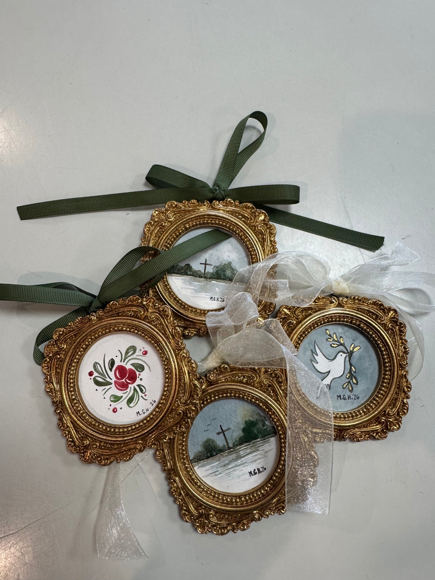 MGH Ornament Medium