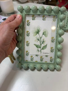 MGH Beaded/Wavy Frame