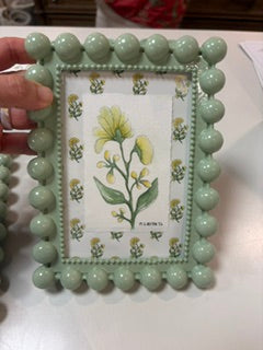 MGH Beaded/Wavy Frame