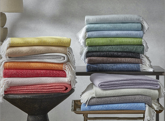 Pezzo Throw