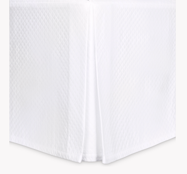 Petra Bedskirt
